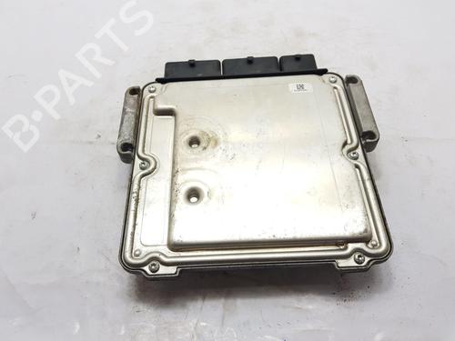 Engine control unit (ECU) VAUXHALL VIVARO A Bus (X83) 2.0 CDTI | BP30914656M57