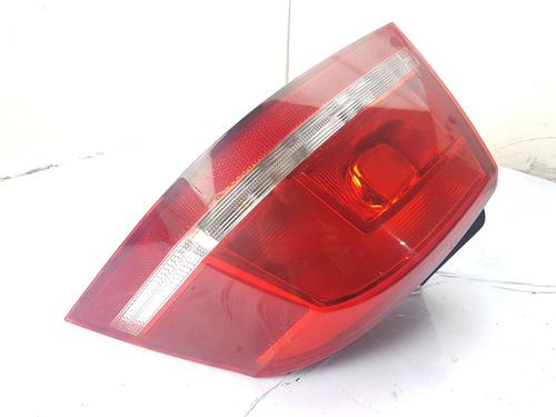 Right taillight VW PASSAT B7 (362) 1.6 TDI | BP32004050C35