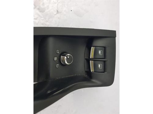 Right front window switch AUDI A3 (8P1) 2.0 TDI 16V | BP39100557I26 - Image 2