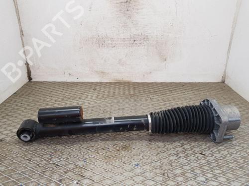 Used Left rear shock absorber LAND ROVER DEFENDER Station Wagon (L663) P300 Si4 4x4 (300 hp) 28175313