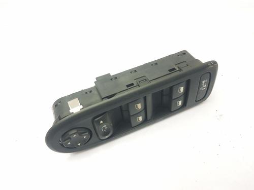 Højre fortil elrude kontakt Højre fortil elrude kontakt PEUGEOT 508 I (8D_) 2.0 HDi (140 hp) 34042847 34042847