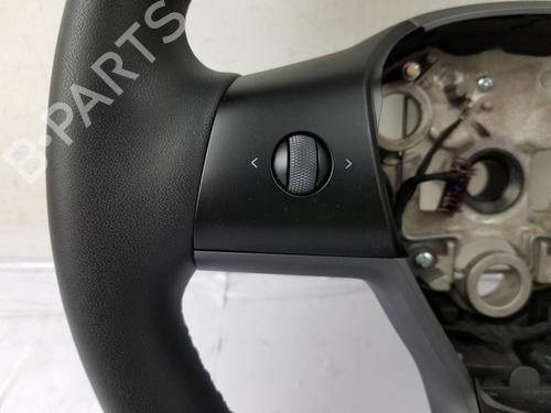 Steering wheel TESLA MODEL Y (5YJY) Long Range Rear-Wheel Drive | BP38933634C49 - Image 2