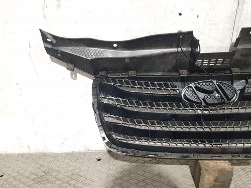 Grille HYUNDAI SANTA FÉ II (CM) 2.2 CRDi 4x4 | BP23504531C40 