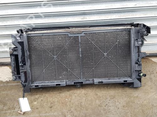 Used Water radiator Water radiator NISSAN LEAF (ZE0) Electric (109 hp) 36240629 36240629