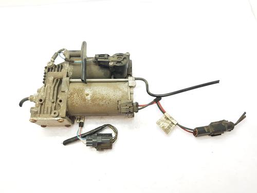 Used Suspension compressor LAND ROVER DISCOVERY III (L319) 2.7 TD 4x4 (190 hp) 28157875