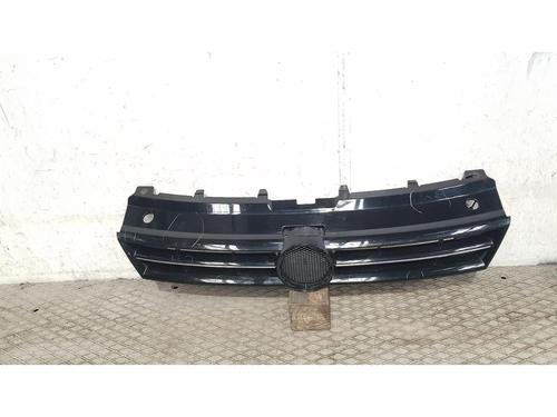 Used Grille Grille 38592193 38592193
