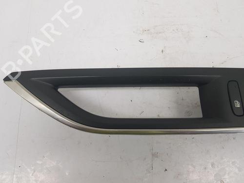 Right front window switch PEUGEOT 3008 II SUV (MC_, MR_, MJ_, M4_) 1.5 BlueHDi 130 | BP28710900I26