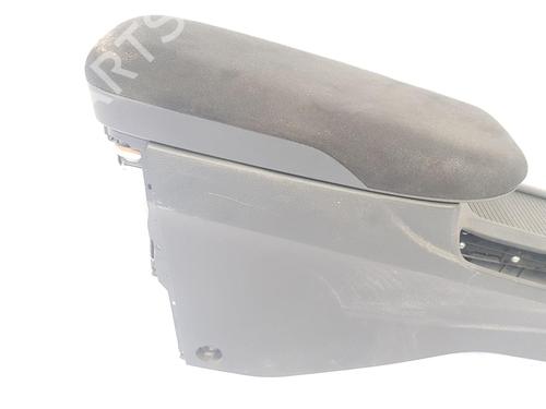 Armrest / Center console HONDA CIVIC VIII Hatchback (FN, FK) Type R (FN2) | BP24213315I20