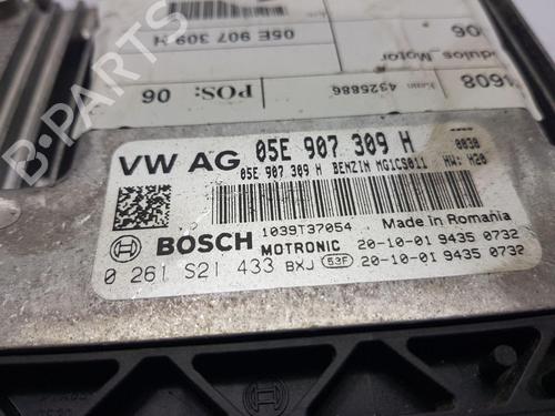 Engine control unit (ECU) VW T-ROC (A11, D11) | BP30948558M57