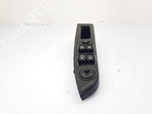 Right front window switch HYUNDAI GETZ (TB) 1.4 i | BP36411850I26 - Image 4