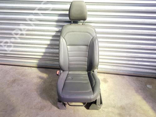 Right front seat FORD KUGA I 2.0 TDCi | BP28684152C16