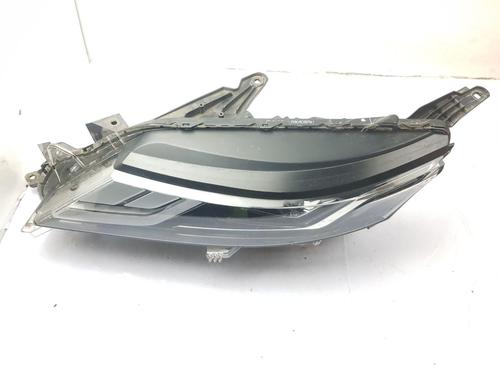 Lyskaster venstre MITSUBISHI L200 / TRITON (KJ_, KK_, KL_) 2.2 DI-D 4WD (150 hp) 32352744