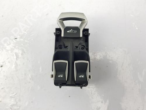Used Right front window switch MCLAREN 720S 4.0 (720 hp) 22683353