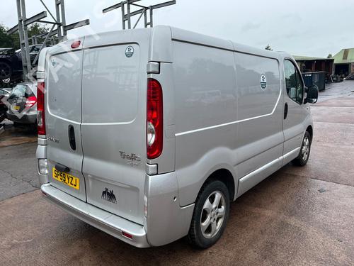Venstre forlygte RENAULT TRAFIC II Van (FL) 2.0 dCi 115 (FL01, FL0U, FL00, FL0H, FL0M) | BP31075432C28  - Image 16