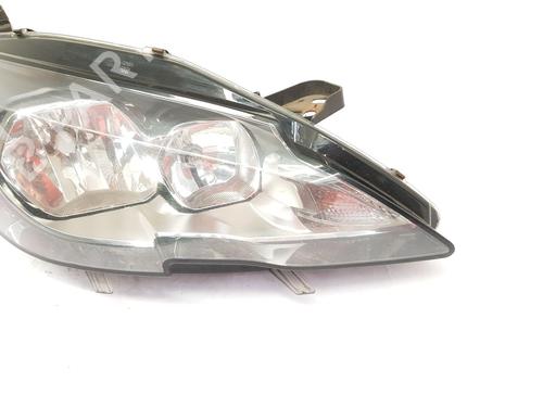 Right headlight PEUGEOT 308 SW II (LC_, LJ_, LR_, LX_, L4_) 1.6 BlueHDi 120 | BP29440294C29 