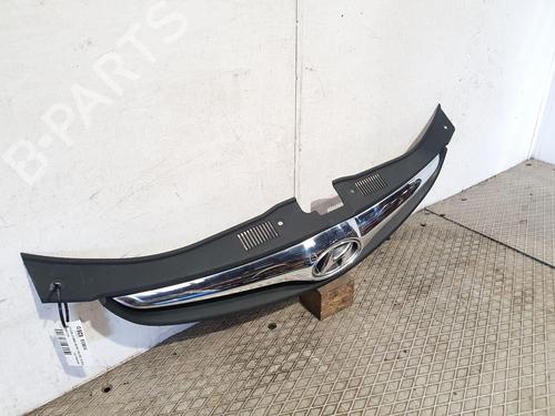 Grille HYUNDAI i30 (FD) 1.6 CRDi | BP22671354C40 