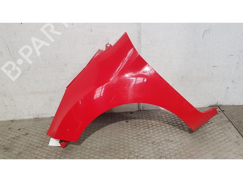 Used Left front fenders Left front fenders 38014040 38014040