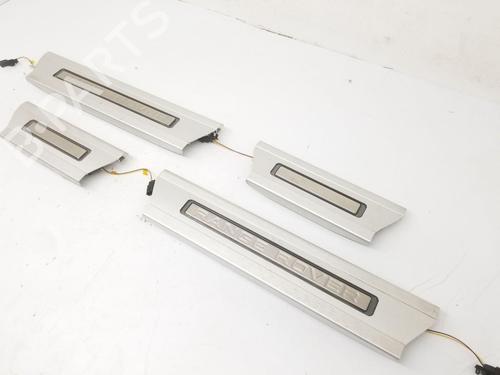 Right sideskirt LAND ROVER RANGE ROVER SPORT II (L494) 3.0 SDV6 4x4 | BP22681831C114 