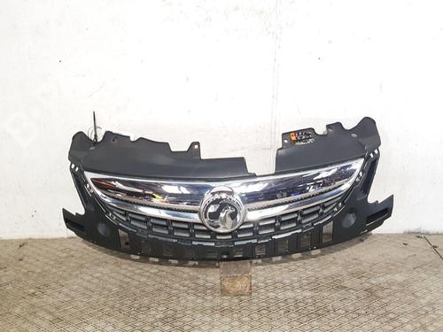 Griglia anteriore VAUXHALL CORSA Mk III (D) (S07) 1.4 (L08) (101 hp) 32332017