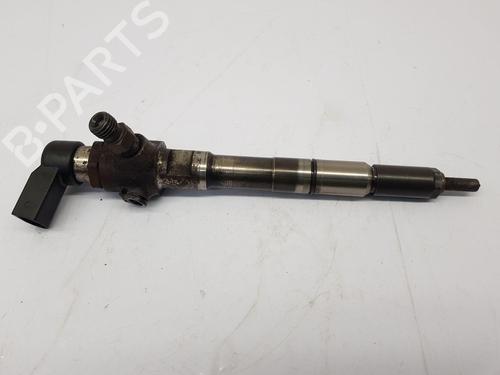 Used Injector Injector VW GOLF VI (5K1) 1.6 TDI (105 hp) 33329779 33329779