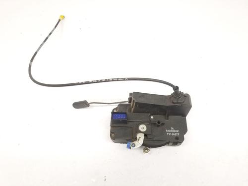 Used Front right lock VAUXHALL VIVARO A Van (X83) 1.9 DTI (101 hp) 29815693