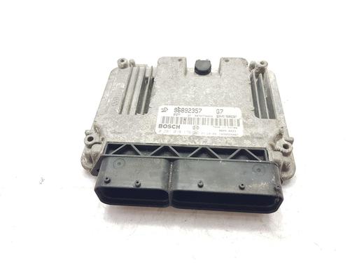 Used Engine control unit (ECU) VAUXHALL ANTARA A (L07) 2.0 CDTI 4x4 (150 hp) 31053494
