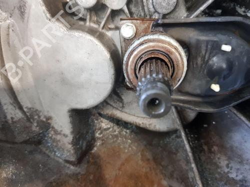 Gearbox CITROËN C5 III (RD_) 1.6 HDi 110 (RD9HZC) | BP40229745M3 - Image 2