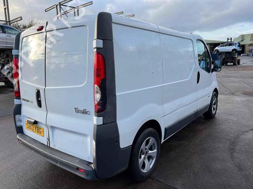 Left headlight RENAULT TRAFIC II Van (FL) 2.0 dCi 115 (FL01, FL0U, FL00, FL0H, FL0M) | BP31574697C28  - Image 14