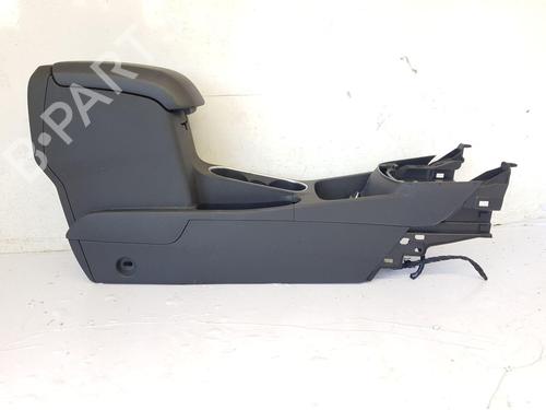 Used Armrest / Center console FORD FIESTA VI (CB1, CCN) 1.6 ST (182 hp) 28526975