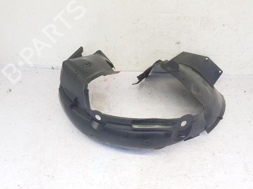 Passage de roue RENAULT TWINGO II (CN0_) 1.2 16V (CN04, CN0B) (75 hp) 25840304