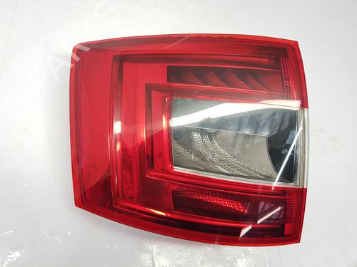 Venstre baglygte SKODA OCTAVIA III Combi (5E5, 5E6) 1.6 TDI (110 hp) 29620543
