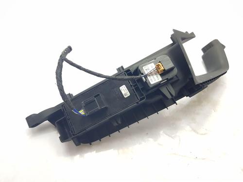 Højre fortil elrude kontakt AUDI A5 Convertible (F57, F5E) S5 TFSI quattro | BP30914767I26