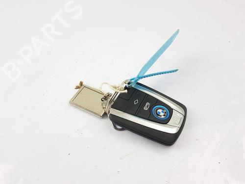 Used Electronic module BMW i3 (I01) Electric (170 hp) 30737739