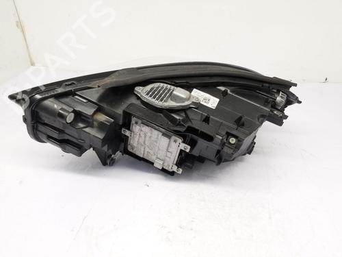 Right headlight BMW 1 (F40) M 135 i xDrive | BP31864295C29