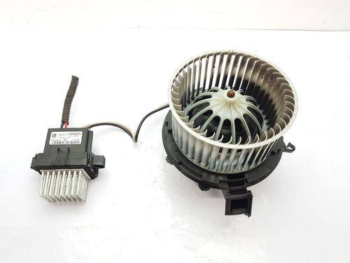 Used Heater blower motor VAUXHALL ASTRA Mk VI (J) (P10) 1.4 (100 hp) 22659341