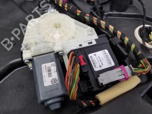 Front right window mechanism VW GOLF VI (5K1) 1.6 TDI | BP28158163C23 