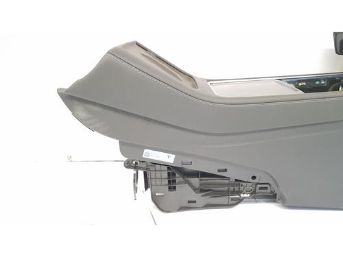 Armrest / Center console TESLA MODEL Y (5YJY) EV Performance All-wheel Drive | BP35746017I20 - Image 5