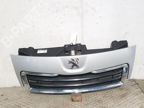 Used Grille Grille 36911706 36911706
