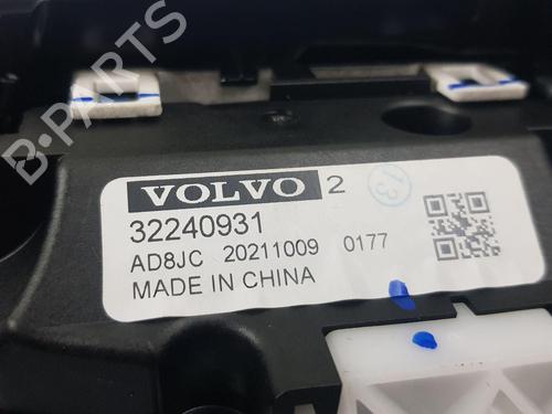 Switch VOLVO XC90 II (256) B5 Mild-Hybrid AWD | BP30914779I30 