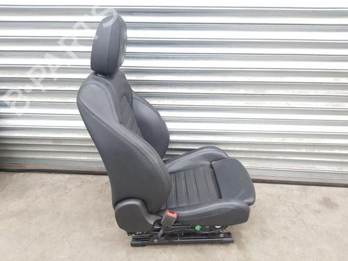 Right front seat ALFA ROMEO GIULIA (952_) 2.2 D (952AFA25, 952AFM25, 952ALA25) | BP28329809C16 
