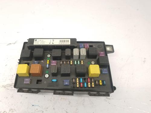 Used Fuse box VAUXHALL ASTRA Mk V (H) (A04) 1.4 (L48) (90 hp) 25462377