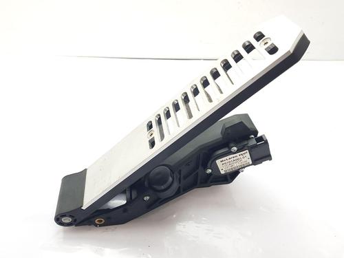 Pédale MCLAREN 720S 4.0 (720 hp) 22671310