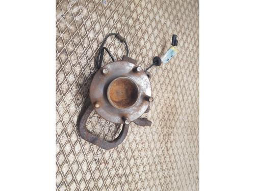 Used Left front steering knuckle JAGUAR XK 8 Convertible (X100) R 4.2 (396 hp) 30713718