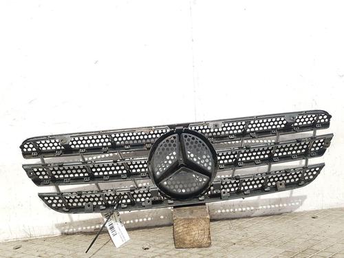 Grille MERCEDES-BENZ M-CLASS (W163) ML 270 CDI (163.113) | BP30713781C40