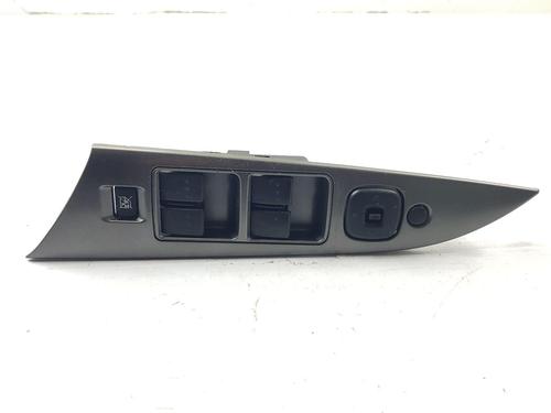 Interrupteur de vitre avant droite MAZDA 3 Saloon (BK) 2.0 (BKEP) (150 hp) 30627895