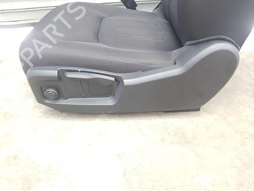 Right front seat LAND ROVER DEFENDER Station Wagon (L663) P300 Si4 4x4 | BP27689261C16 