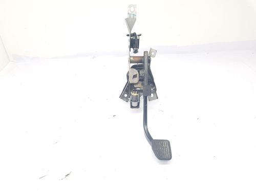 clutch-pedal-volvo-v40-hatchback-525-2012-2013-2014-2015-2016-2017-2018-2019-31959723 main image