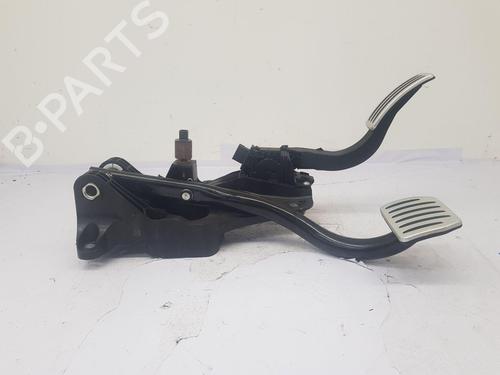 Pedal TESLA MODEL Y (5YJY) EV Performance All-wheel Drive | BP35746023I4 - Image 4