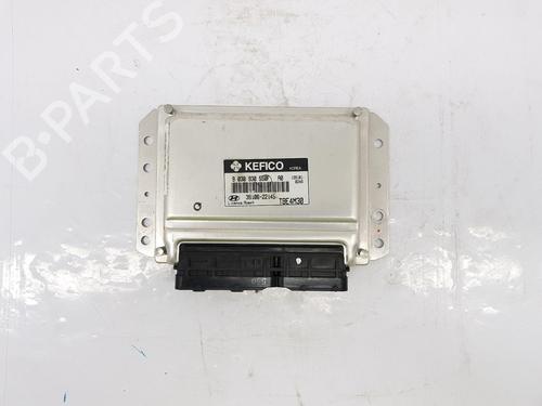 Used Engine control unit (ECU) HYUNDAI GETZ (TB) 1.3 i (82 hp) 31574439