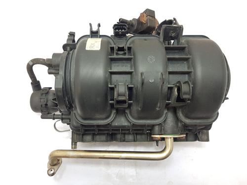 Used Intake manifold VAUXHALL CORSA Mk III (D) (S07) 1.0 i 12V (L08) (65 hp) 22662149